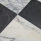 Ekstremt elegant mosaikk i lilac og svart marmor 15x15 cm. thumbnail