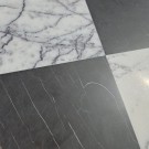 Ekstremt elegant mosaikk i lilac og svart marmor 15x15 cm. thumbnail